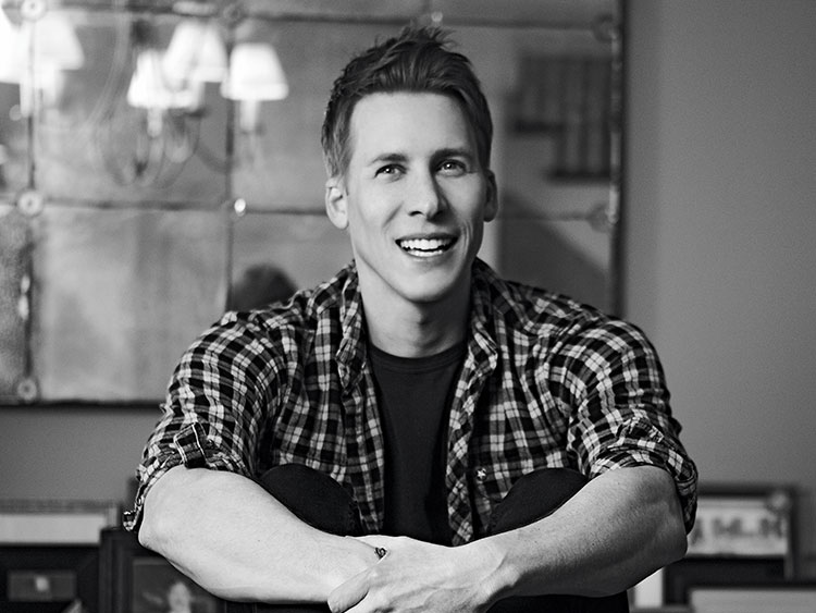 Dustin Lance Black par Raul Romo